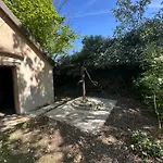 Gemuetliche Blockhuette In Wiennaehe Zofing