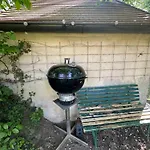 Gemuetliche Blockhuette In Wiennaehe