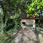 Gemuetliche Blockhuette In Wiennaehe Chalé *