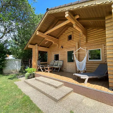 Chalet Gemuetliche Blockhuette In Wiennaehe Zofing