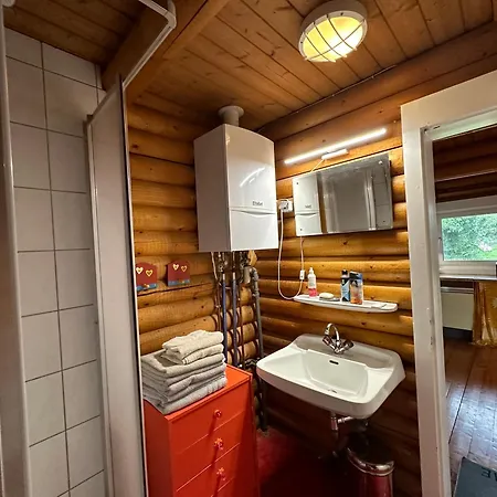 Gemütliche Blockhütte In Wiennähe Chalet Zofing