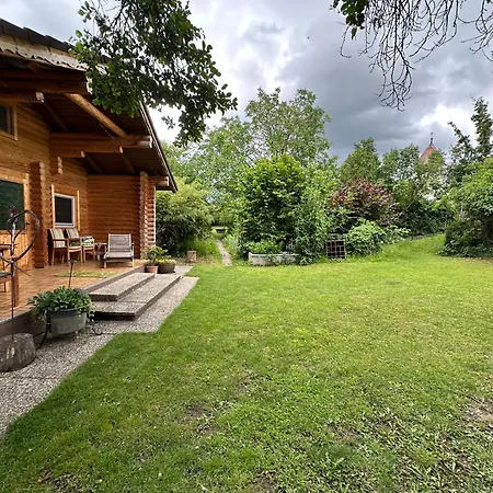 Chalet Gemuetliche Blockhuette In Wiennaehe