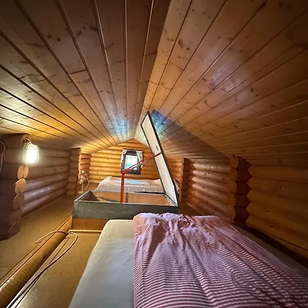 Chalet Gemütliche Blockhütte In Wiennähe