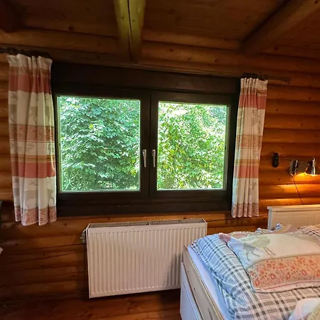 Chalet Gemuetliche Blockhuette In Wiennaehe