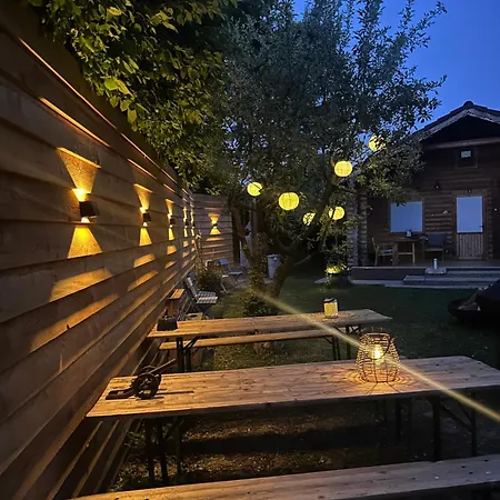 Chalet Gemuetliche Blockhuette In Wiennaehe