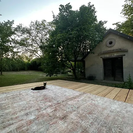 Gemuetliche Blockhuette In Wiennaehe