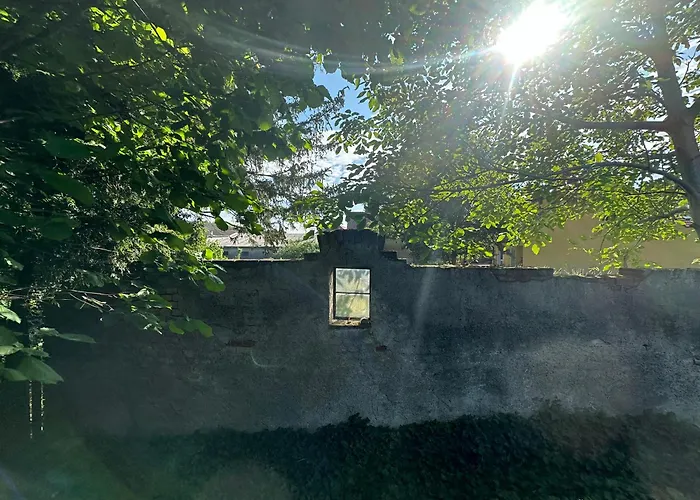 Gemuetliche Blockhuette In Wiennaehe Zofing