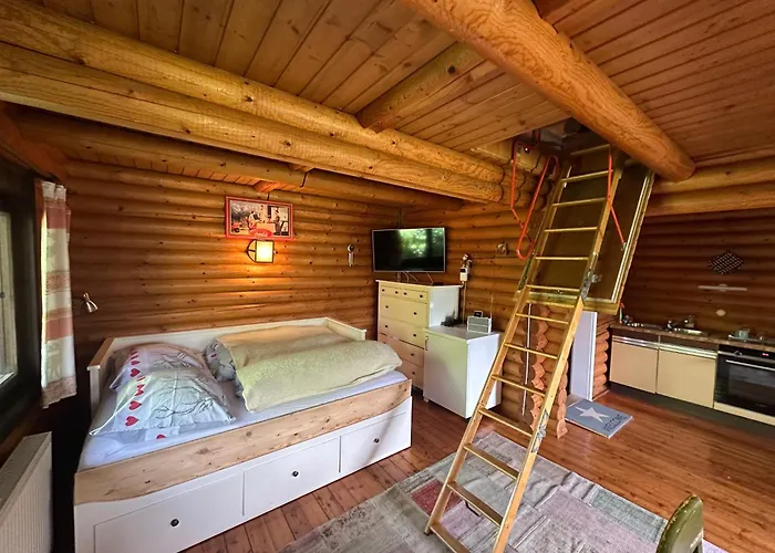 Chalet Gemuetliche Blockhuette In Wiennaehe *