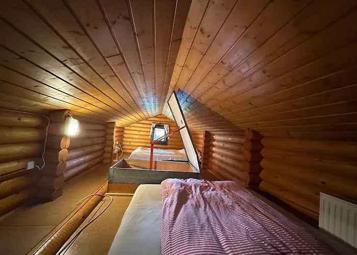 Chalet Gemuetliche Blockhuette In Wiennaehe