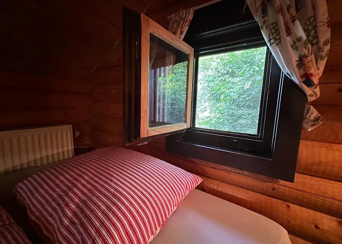 Gemuetliche Blockhuette In Wiennaehe Chalet Zofing