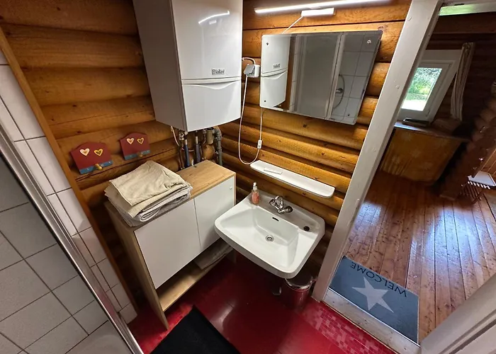 Gemuetliche Blockhuette In Wiennaehe Chalet