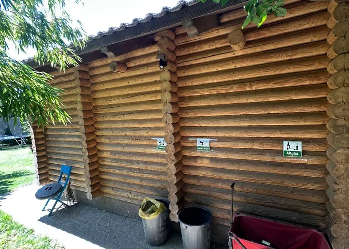 Gemuetliche Blockhuette In Wiennaehe Chalet